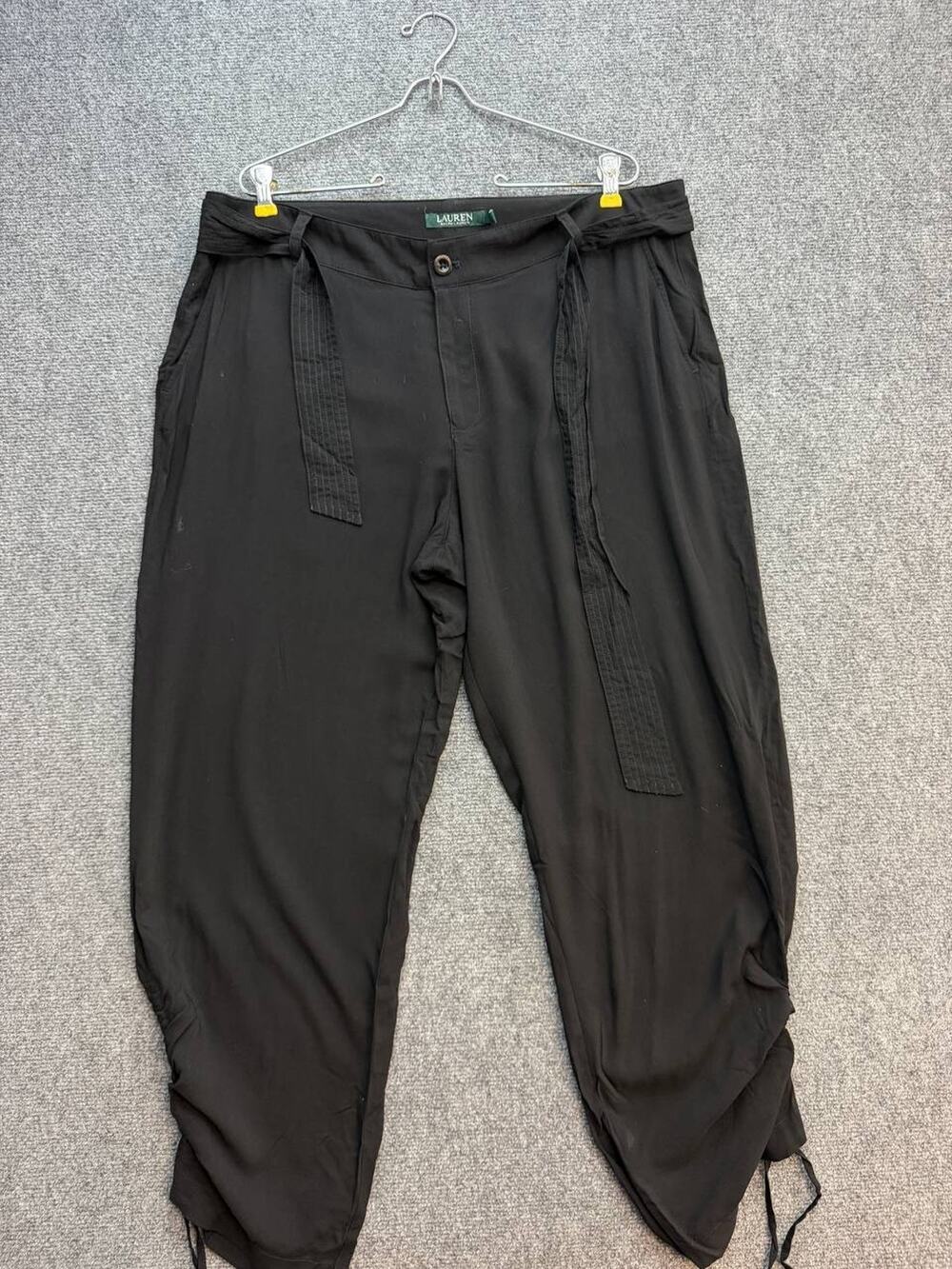Lauren Ralph Lauren Women’s Size 16 Black Tie Waist Capri Pants Cropped
